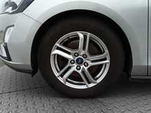 Ford Focus Zetec - U8443