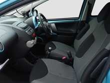 Toyota AYGO VVT-i Move - U8448