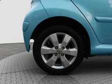 Toyota AYGO VVT-i Move - U8448