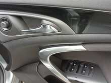 Vauxhall Insignia CDTi SRi - U8451