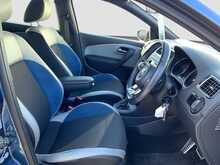 Volkswagen Polo Blue GT - U8455