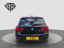 BMW 118D 118d Sports - U8456