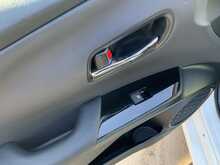 Toyota PRIUS PHV S SafetyPackage - U8459