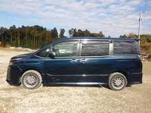 Toyota Voxy Hybrid ZS Kirameki2 - U8460