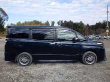 Toyota Voxy Hybrid ZS Kirameki2 - U8460
