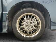 Toyota Voxy Hybrid ZS Kirameki2 - U8460