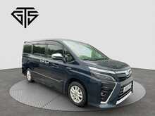 Toyota Voxy Hybrid ZS Kirameki2 - U8460