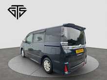 Toyota Voxy Hybrid ZS Kirameki2 - U8460