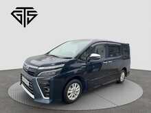 Toyota Voxy Hybrid ZS Kirameki2 - U8460