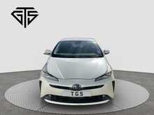 Toyota Prius S - U8462
