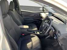 Toyota Prius S - U8462