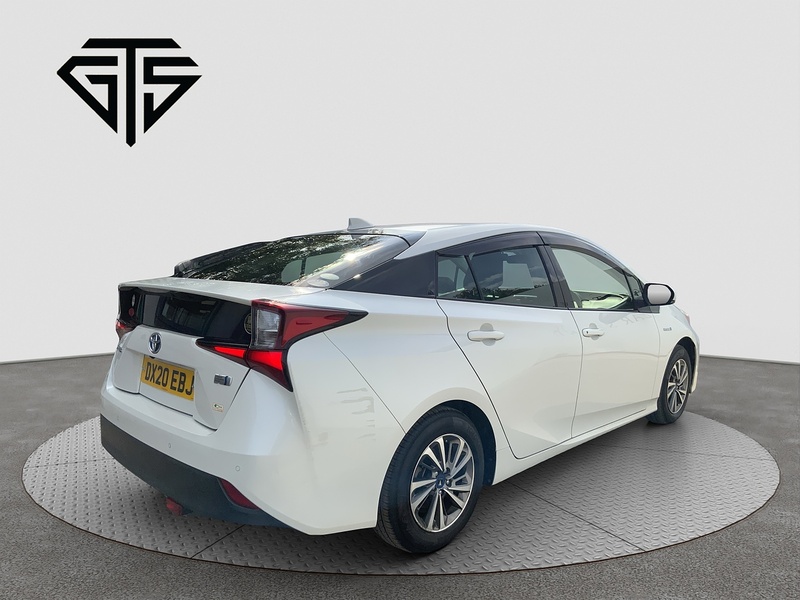 Toyota Prius S - U8462