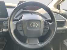 Toyota Prius X - U8463