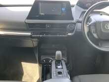 Toyota Prius X - U8463