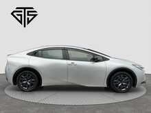Toyota Prius X - U8463