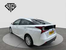 Toyota Prius S - U8465
