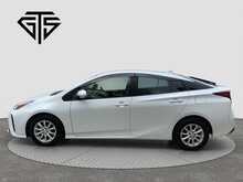 Toyota Prius S - U8465