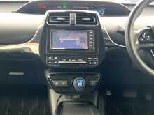 Toyota Prius S - U8465