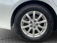 Toyota Prius S - U8465