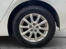 Toyota Prius S - U8465