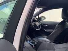 Toyota Corolla Hybrid WxB - U8467