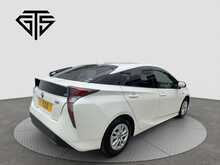 Toyota Prius S - U8469