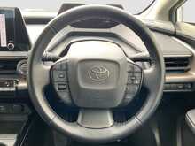 Toyota Prius G - U8471