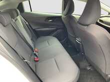 Toyota Prius G - U8471
