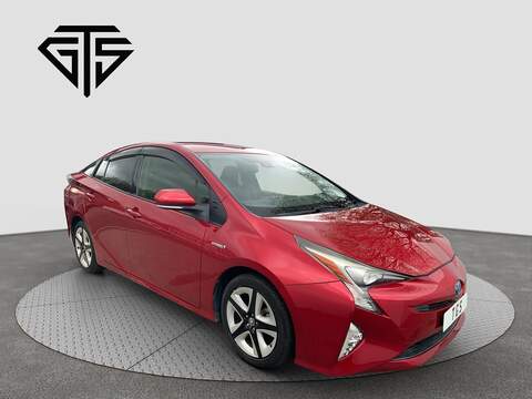 Toyota Prius 0.9 TwinAir Lounge Hatchback 3dr Petrol Manual Euro 6 (s/s) (105 ps)