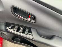 Toyota Prius S Touring-Selection - U8472