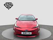 Toyota Prius S Touring-Selection - U8472