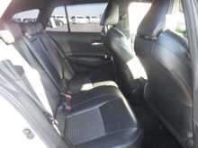 Toyota Corolla Hybrid WxB - U8473