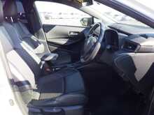 Toyota Corolla Hybrid WxB - U8473