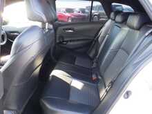 Toyota Corolla Hybrid WxB - U8473