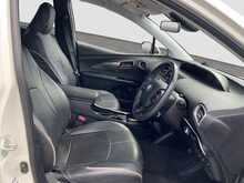 Toyota Prius PHV A - U8477