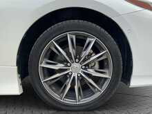 Toyota Prius PHV A - U8477