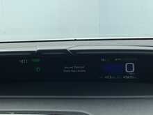 Toyota Prius PHV A - U8477