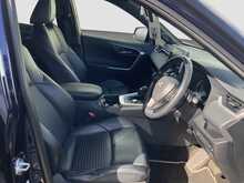 Toyota RAV4 VVT-h Dynamic - U8481