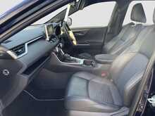 Toyota RAV4 VVT-h Dynamic - U8481