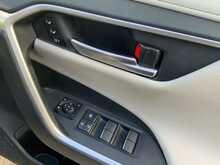 Toyota RAV4 VVT-h Excel - U8484