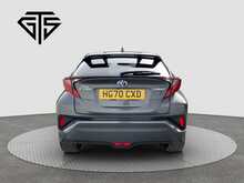 Toyota C-HR VVT-h Design - U8487