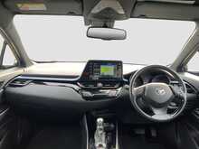 Toyota C-HR VVT-h Design - U8487