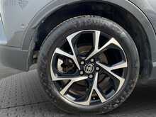Toyota C-HR VVT-h Design - U8487