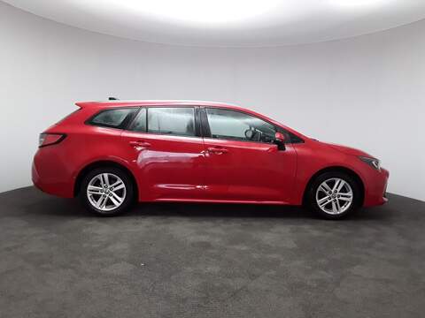 1.8 VVT-h GPF Icon Tech Touring Sports 5dr Petrol Hybrid CVT Euro 6 (s/s) (122 ps)