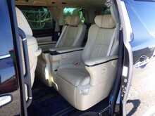 Toyota Alphard ExecutiveLounge S 4WD - U8491