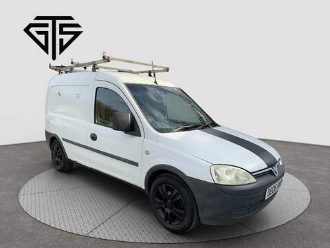 Vauxhall Combo 1.2 SE Edition Hatchback 5dr Petrol Manual Euro 6 (75 ps)