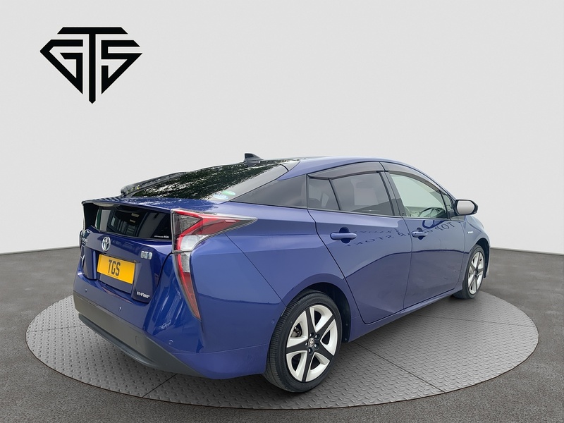 Toyota Prius S SafetyPlus - U8521