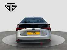 Toyota Prius 	S SafetyPlus2 - U8522