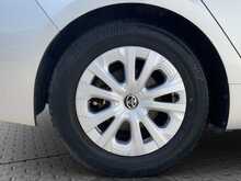 Toyota Prius 	S SafetyPlus2 - U8522
