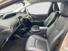 Toyota PRIUS PHV A Premium - U8523